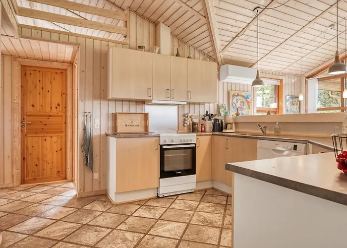 Edele - 5km From The Sea By Interhome Brovst